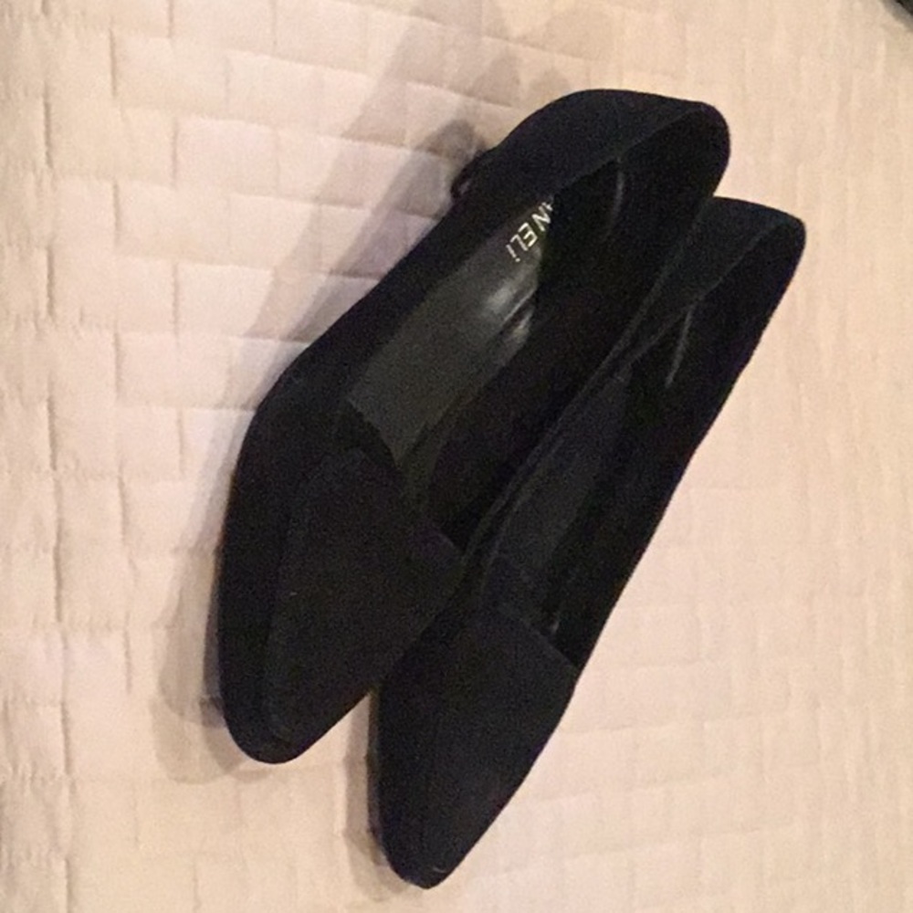 Suede Pumps